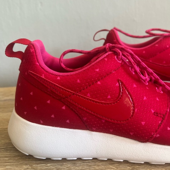 Nike Roshe Run GS - 5Y - Picture 5 of 8